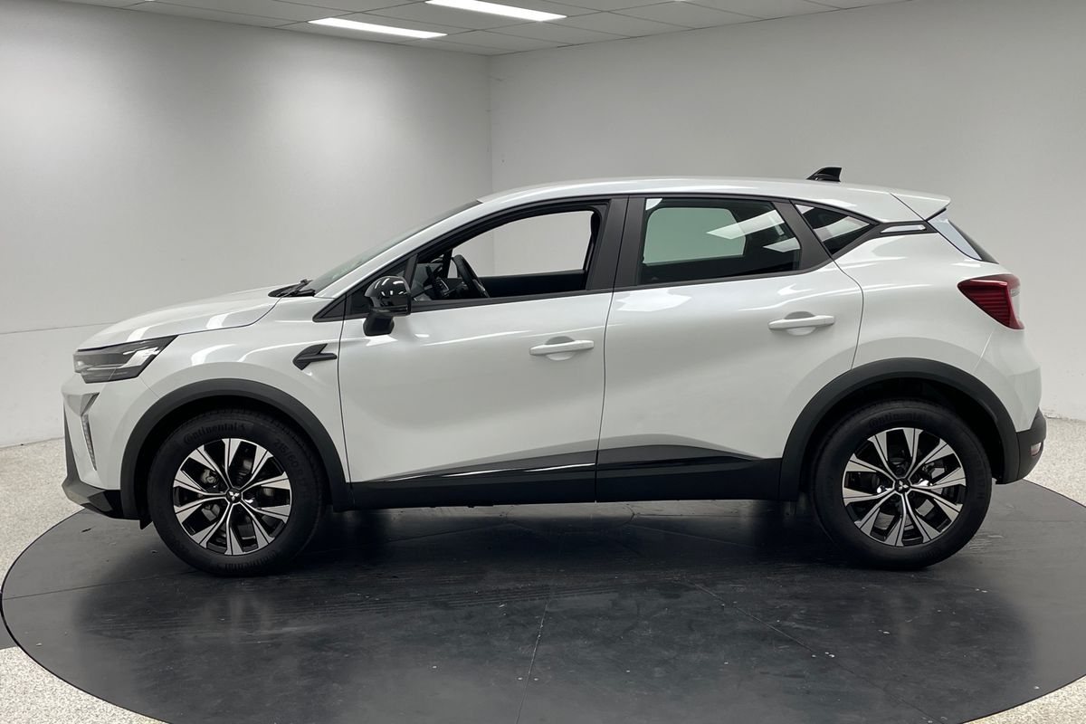 2025 Mitsubishi ASX LS XE