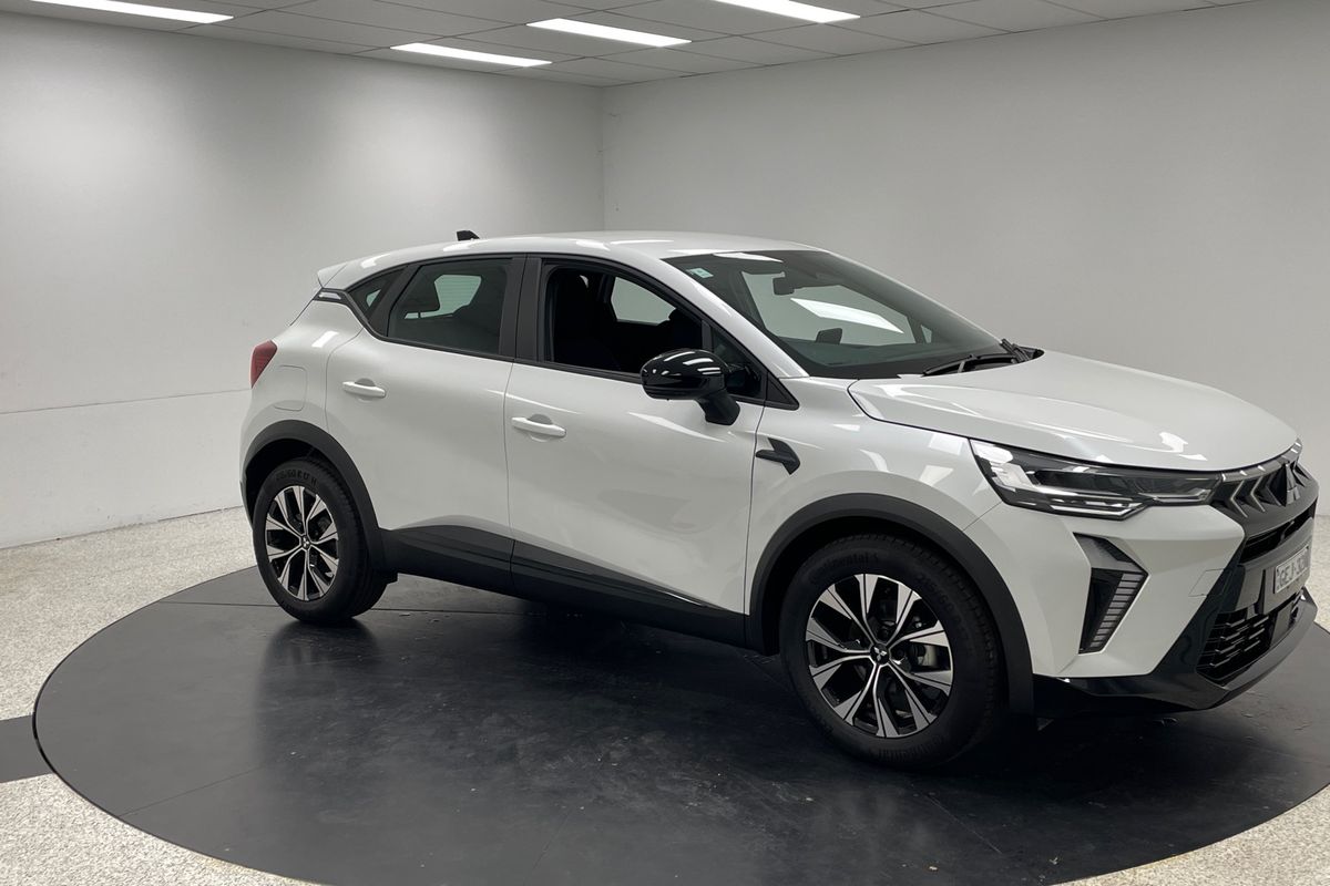2025 Mitsubishi ASX LS XE