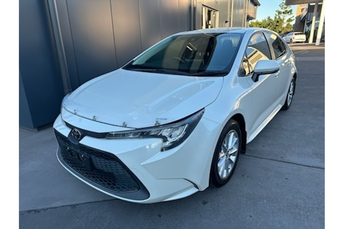 2020 Toyota Corolla SX MZEA12R