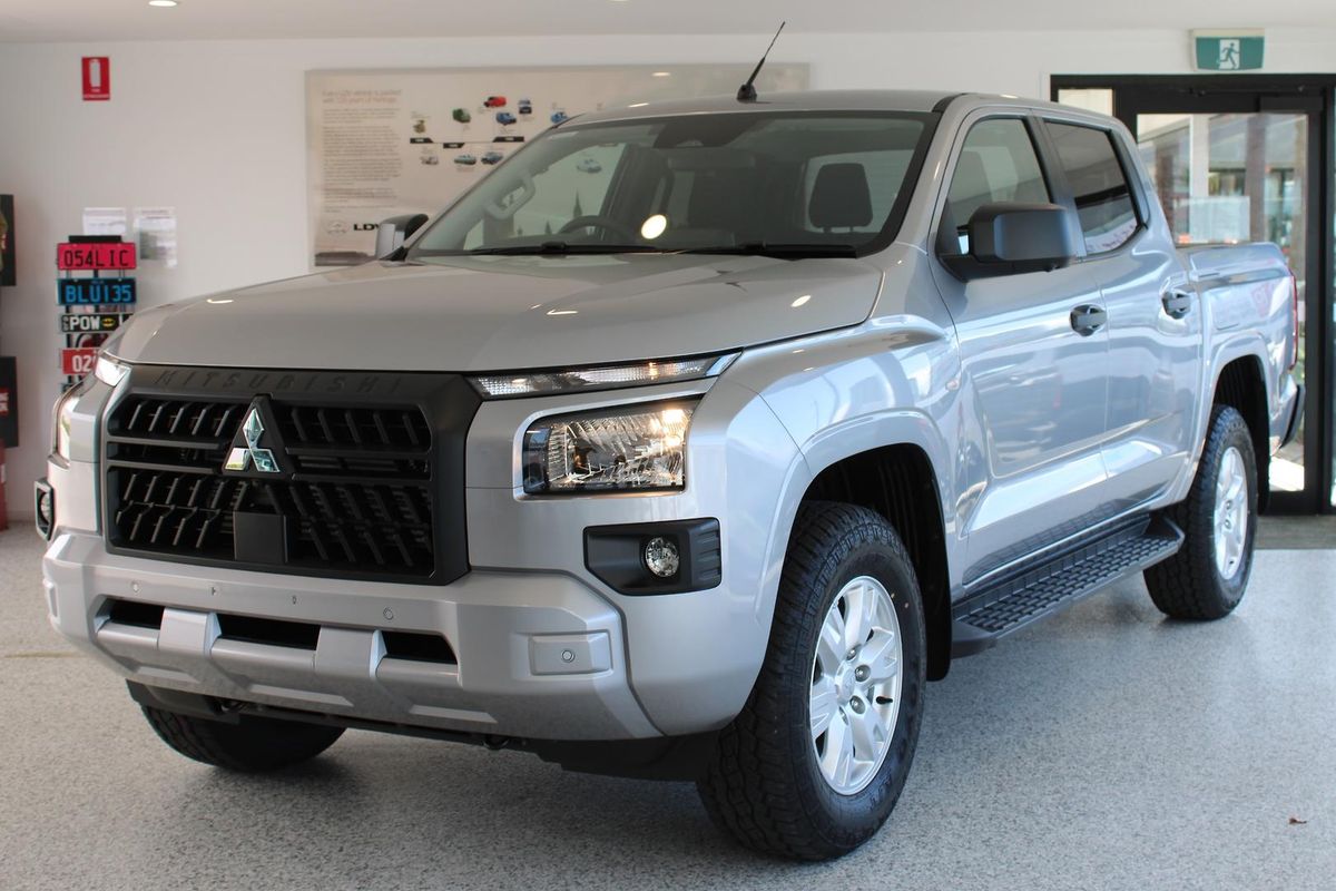 2026 Mitsubishi Triton GLX+ MV 4X4