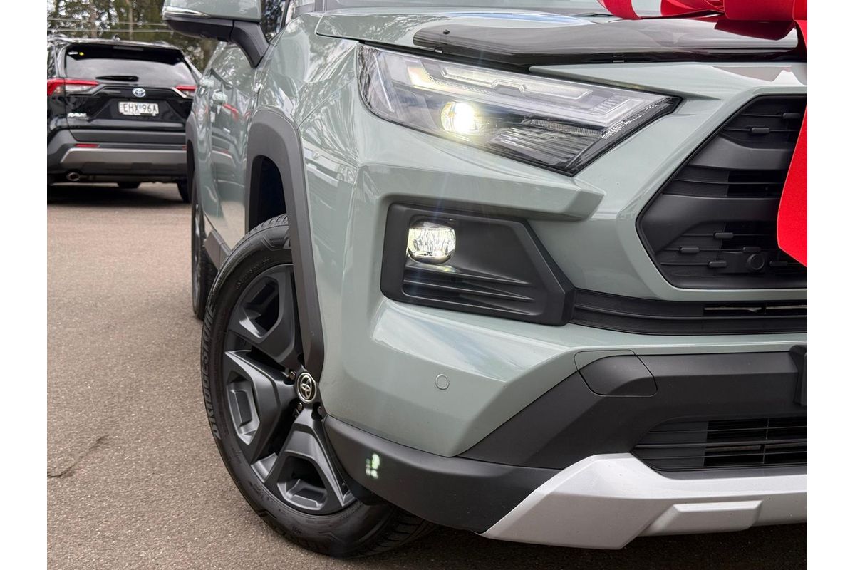 2024 Toyota RAV4 Edge AXAH54R