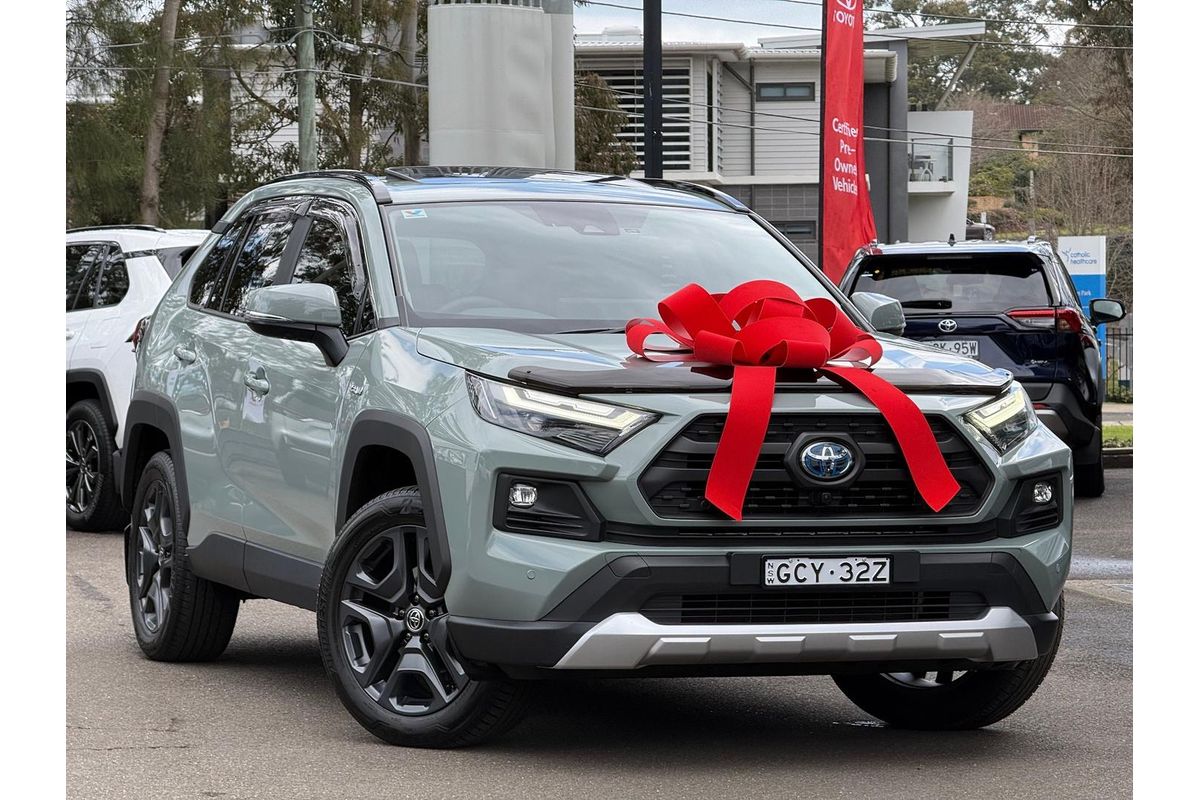 2024 Toyota RAV4 Edge AXAH54R