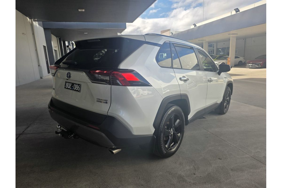 2021 Toyota RAV4 Cruiser AXAH52R image 7