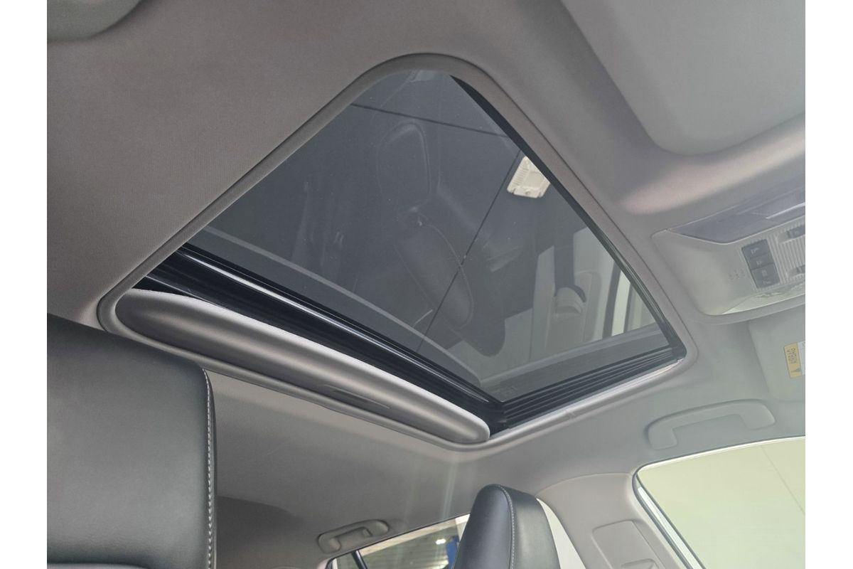 2021 Toyota RAV4 Cruiser AXAH52R image 19