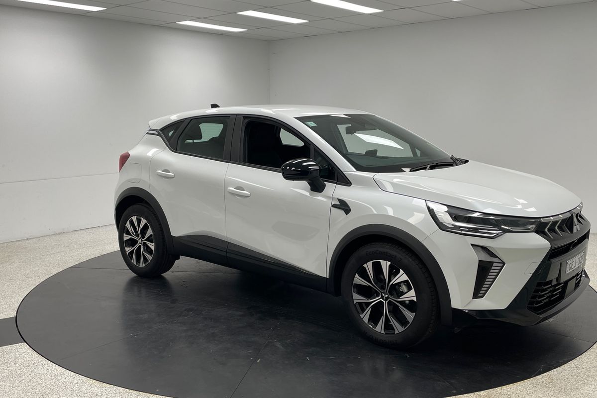 2025 Mitsubishi ASX LS XE