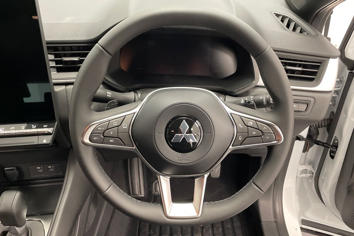 2025 Mitsubishi ASX LS XE