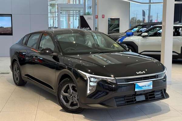 2025 Kia K4 S CL4m