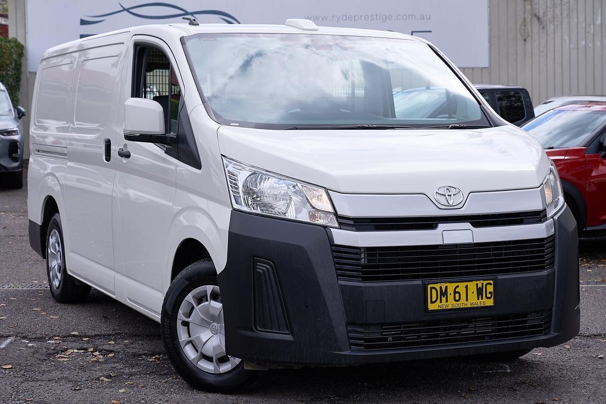 2024 Toyota Hiace GDH300R LWB