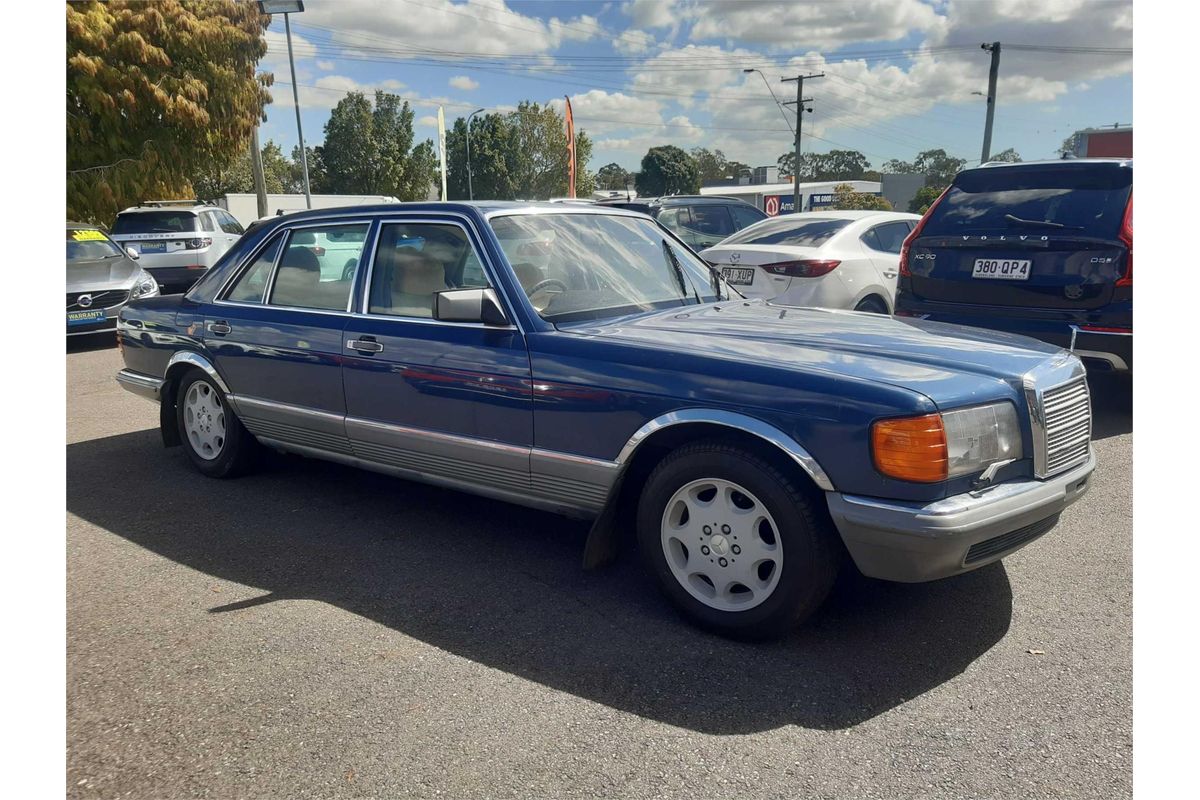 1985 Mercedes-Benz 380 SEL