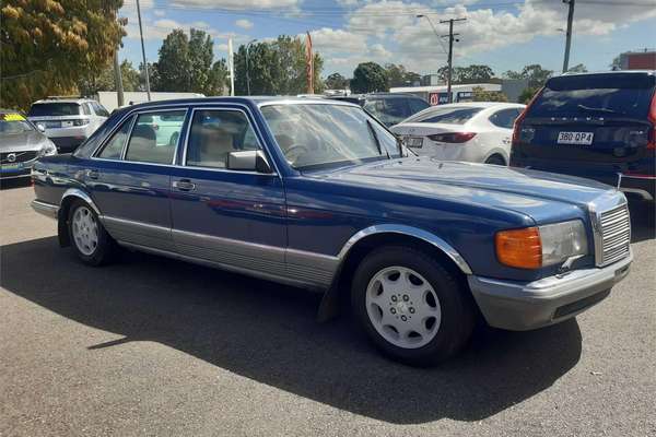 1985 Mercedes-Benz 380 SEL