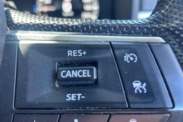 2022 Mitsubishi Outlander Exceed ZM thumb-24