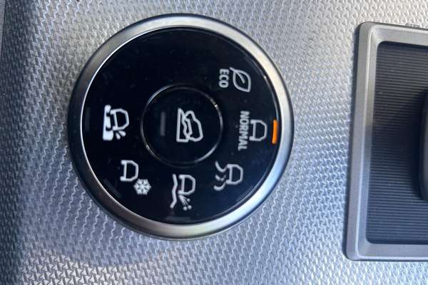 2022 Mitsubishi Outlander Exceed ZM thumb-30