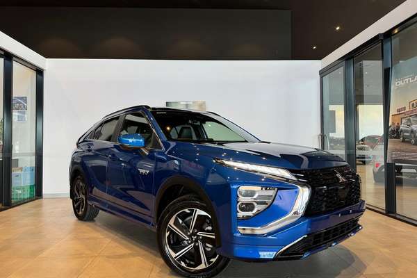 2025 Mitsubishi Eclipse Cross PHEV XLS PLUS YB