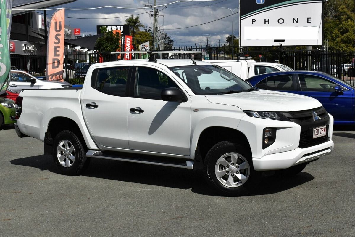 2019 Mitsubishi Triton GLX MR 4X4