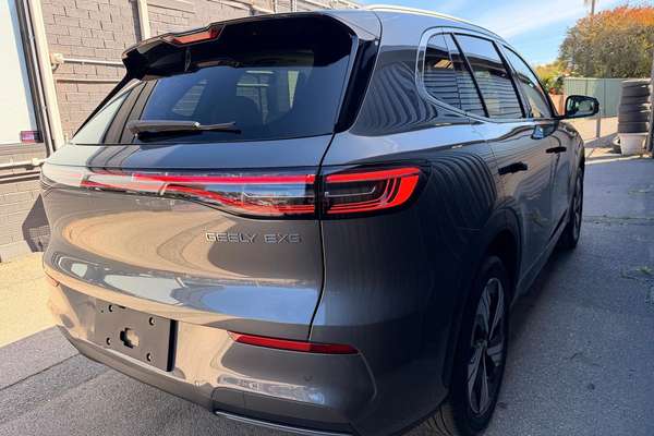2026 Geely EX5 Inspire Extended Range E245 thumb-6