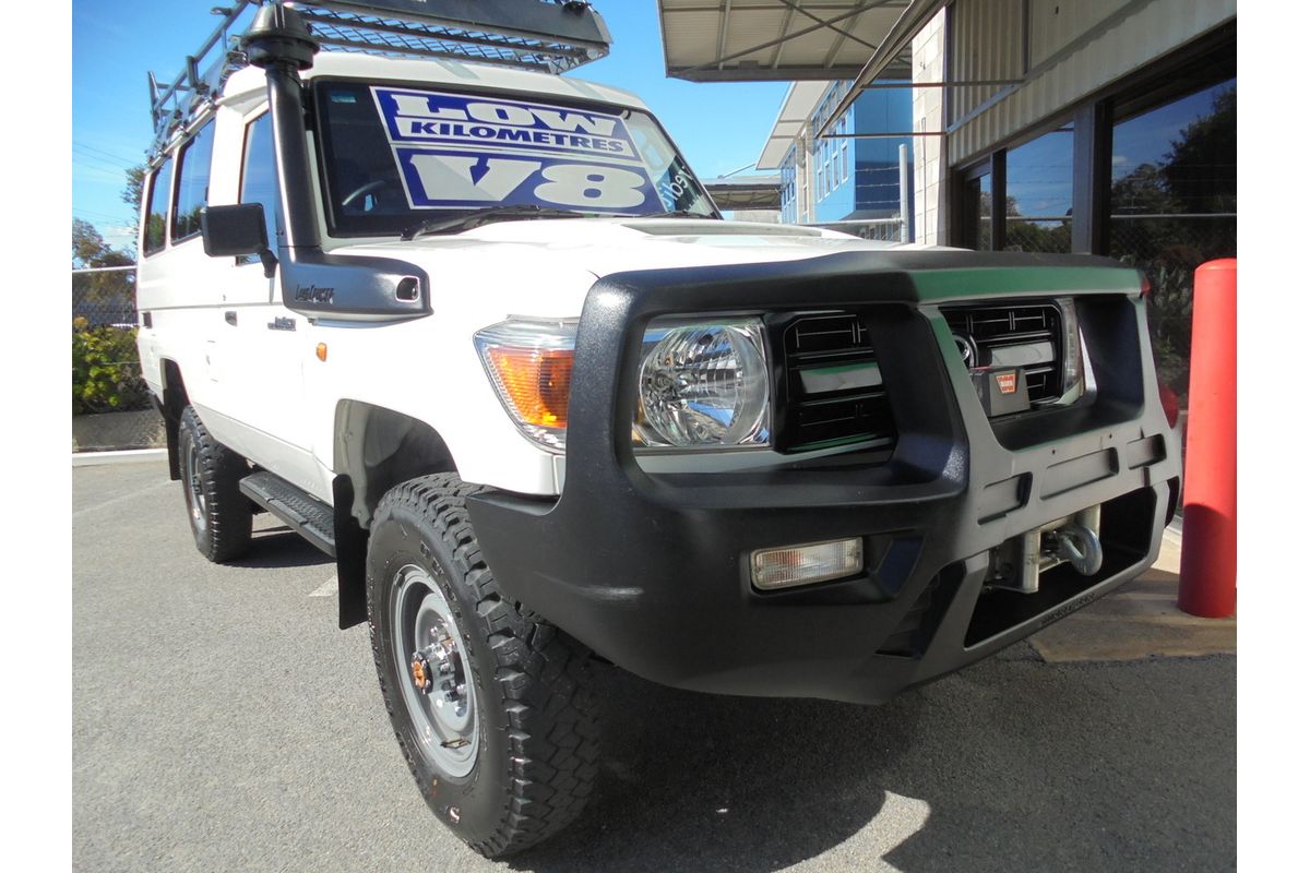 2014 Toyota Landcruiser Workmate Troopcarrier VDJ78R