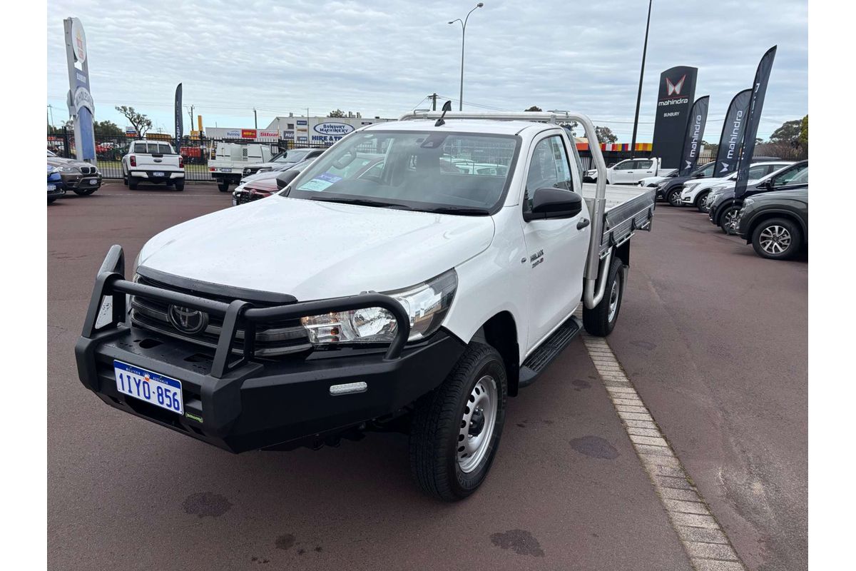 2020 Toyota Hilux SR GUN126R 4X4