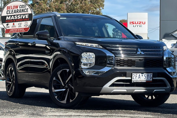 2025 Mitsubishi Outlander PHEV Aspire ZM
