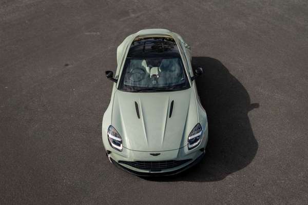 2025 Aston Martin Vantage