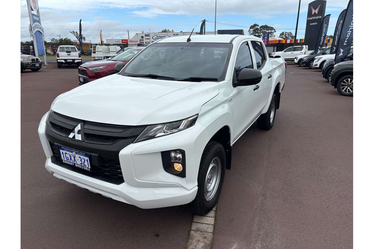 2019 Mitsubishi Triton GLX MR 4X4