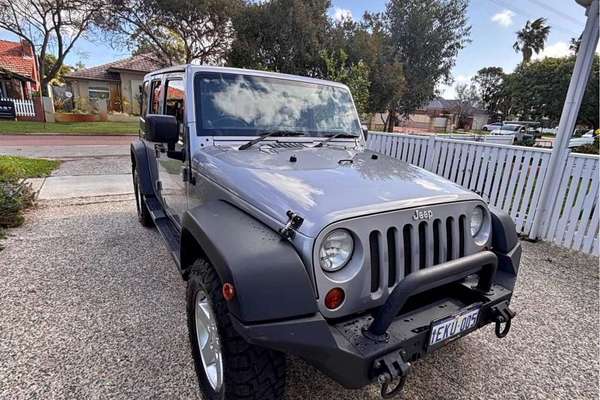 2013 Jeep Wrangler Unlimited Sport JK