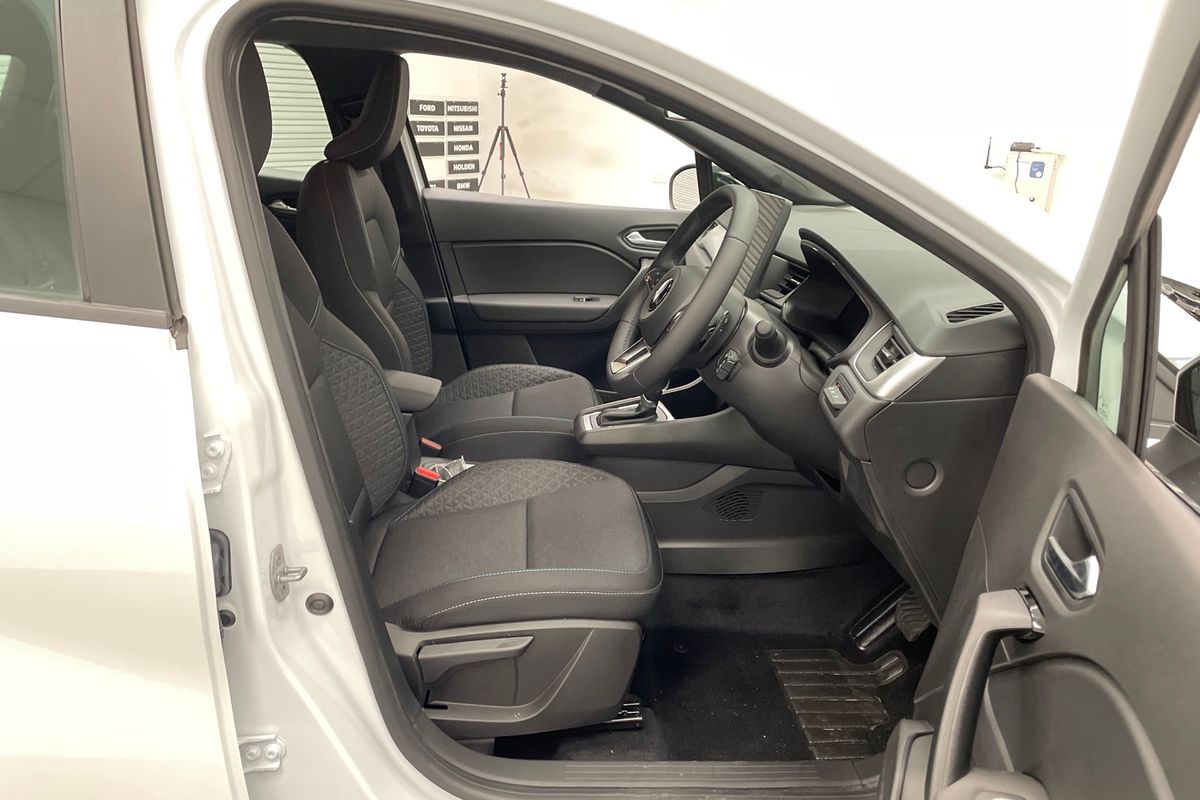 2025 Mitsubishi ASX LS XE