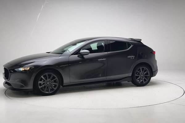 2024 Mazda 3 G20 Touring BP Series thumb-3