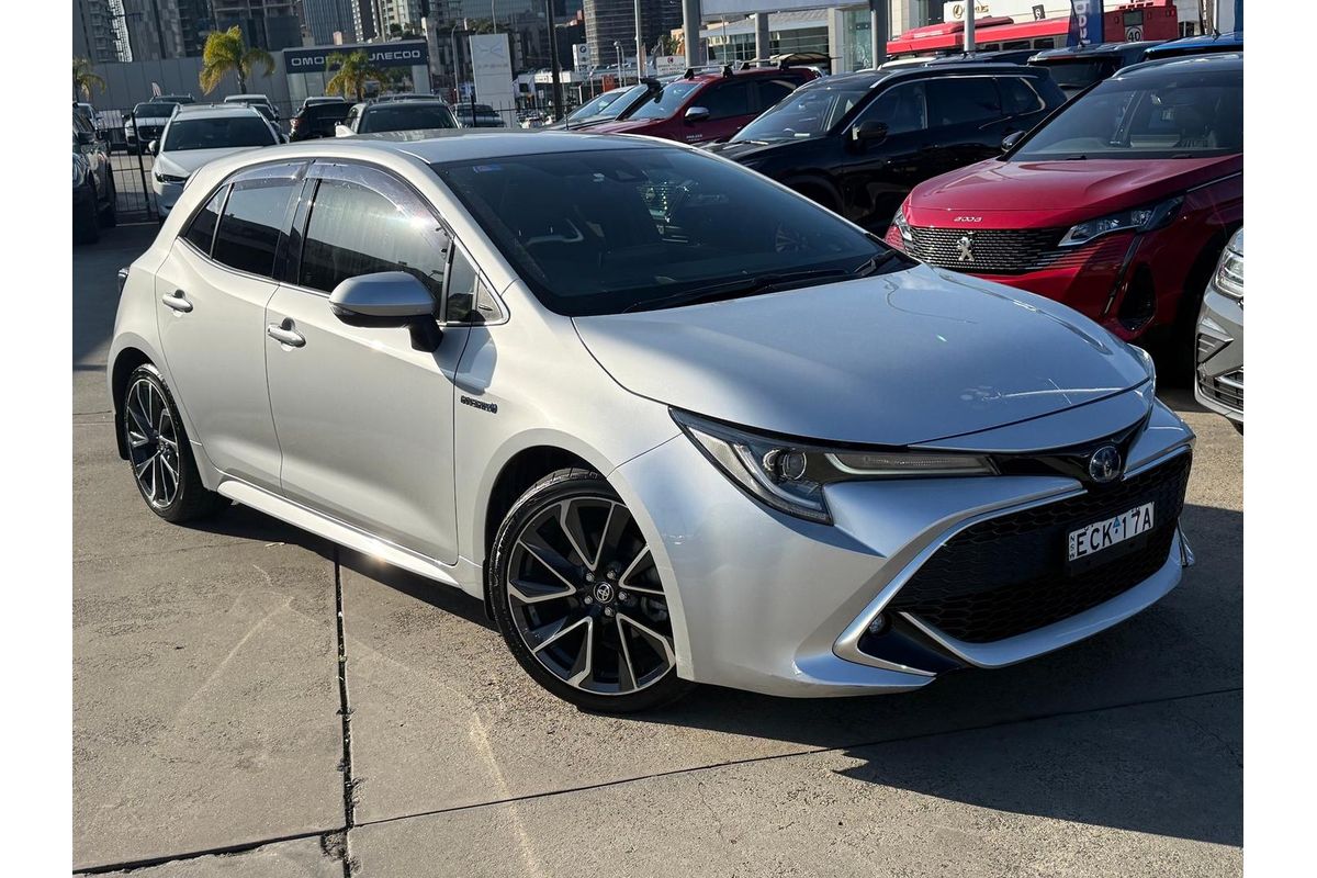 2019 Toyota Corolla ZR Hybrid ZWE211R