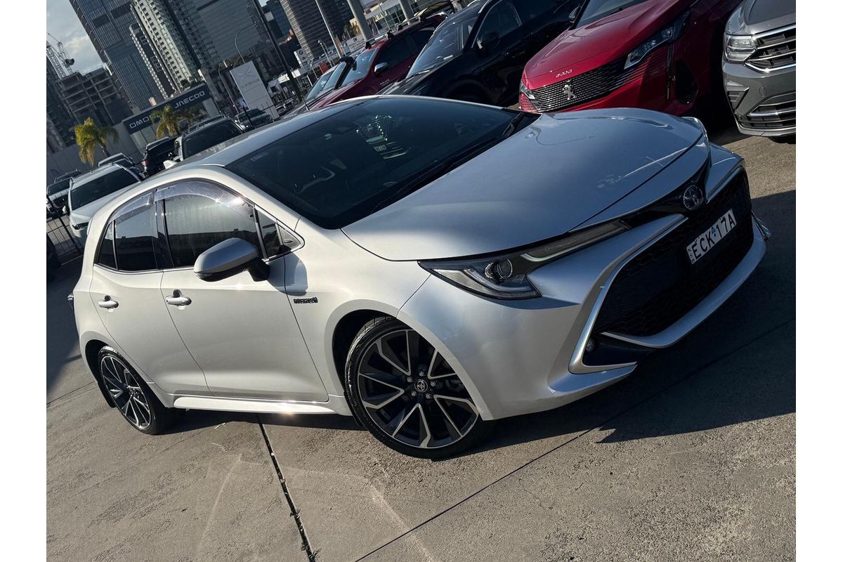2019 Toyota Corolla ZR Hybrid ZWE211R