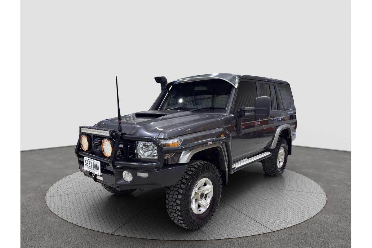 2021 Toyota Landcruiser GXL VDJ76R
