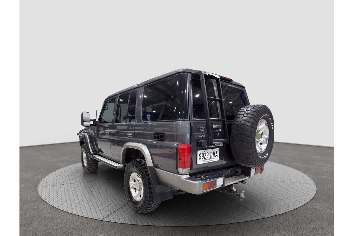 2021 Toyota Landcruiser GXL VDJ76R image 2
