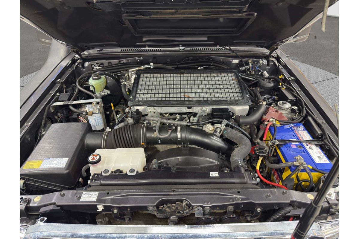 2021 Toyota Landcruiser GXL VDJ76R image 20