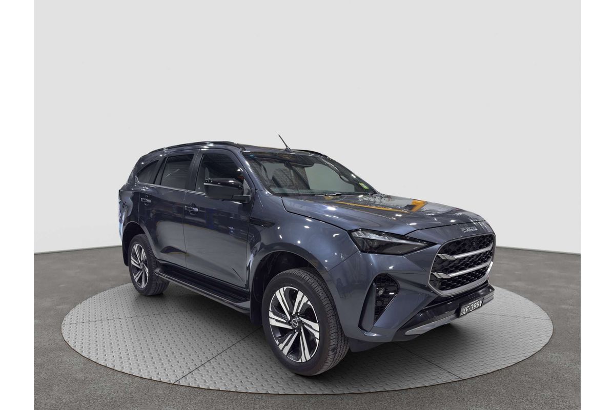 2025 Isuzu MU-X LS-T image 11