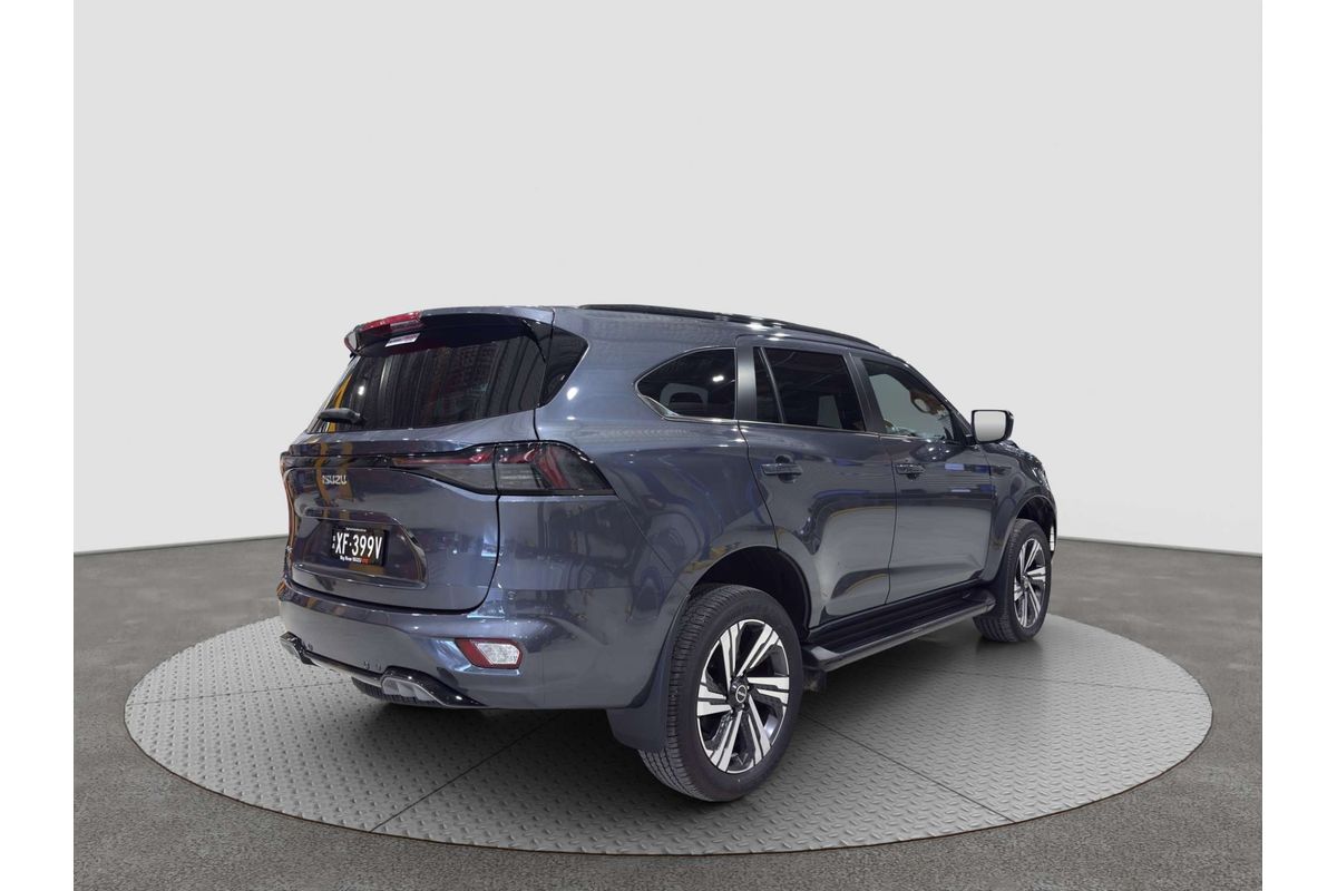 2025 Isuzu MU-X LS-T image 12