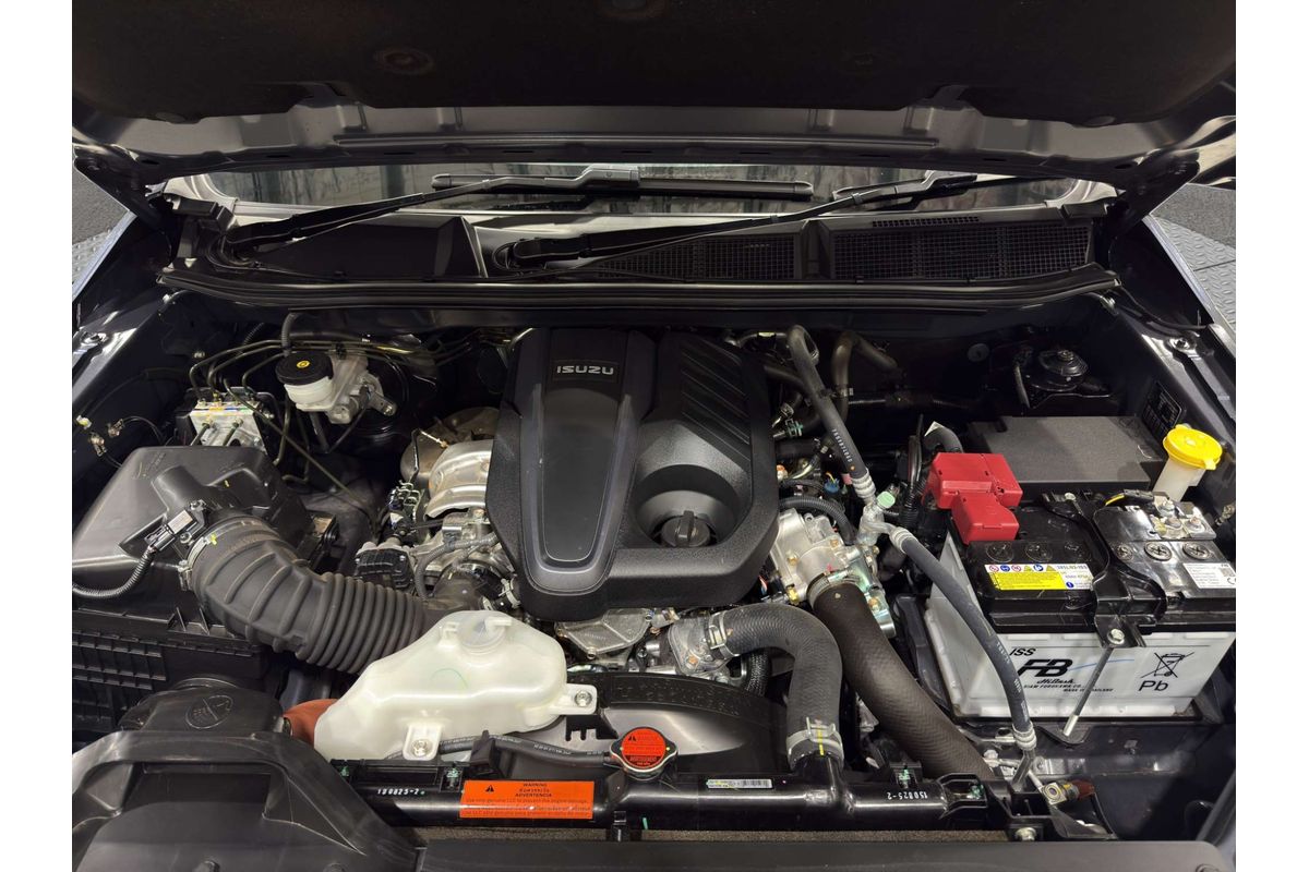 2025 Isuzu MU-X LS-T image 22