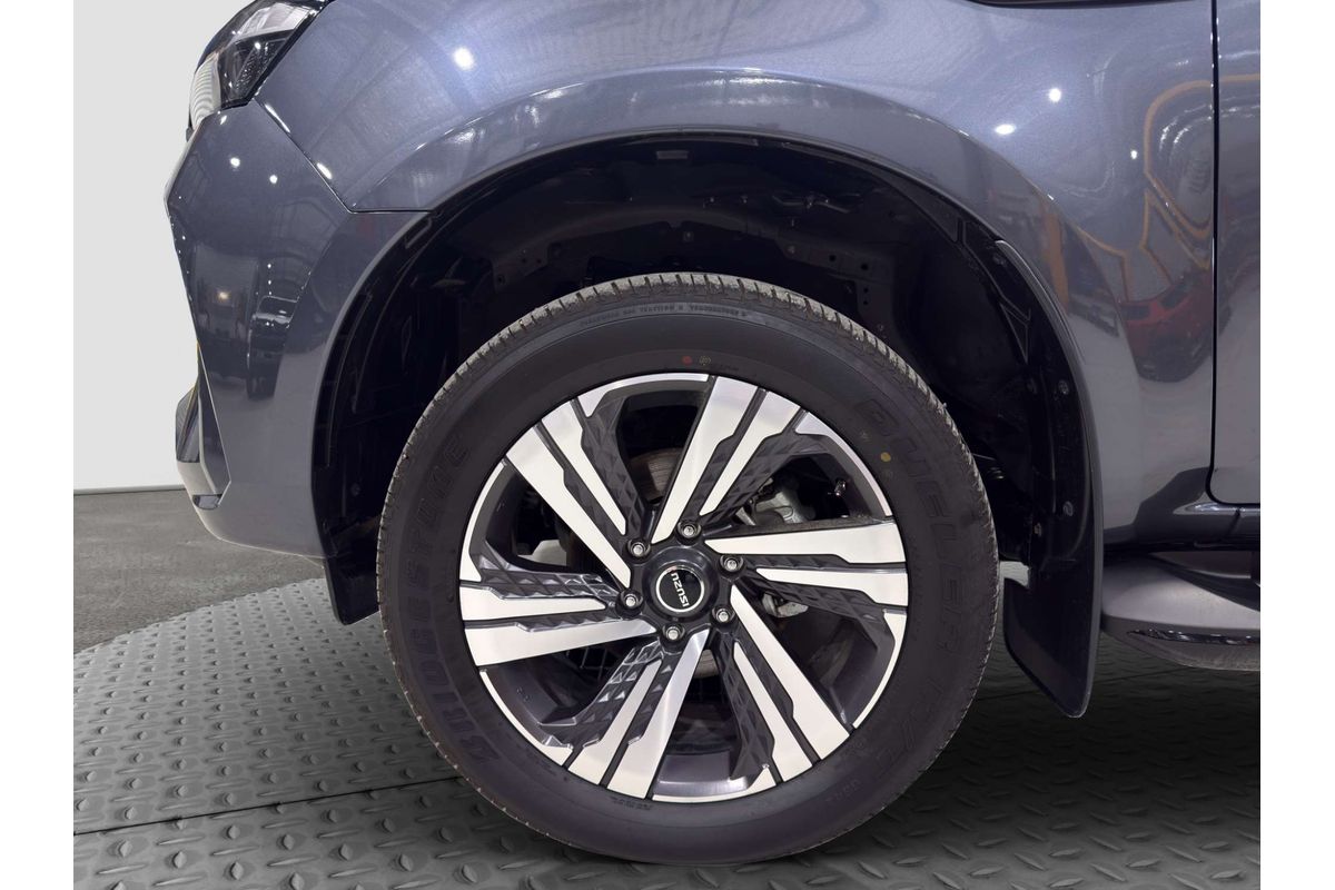 2025 Isuzu MU-X LS-T image 26