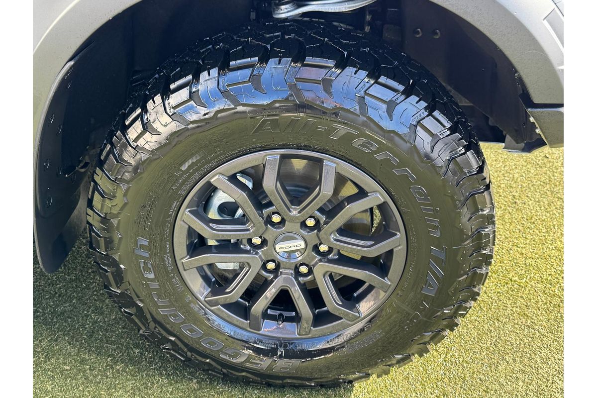 2022 Ford Ranger Raptor 4X4 3.0L image 17