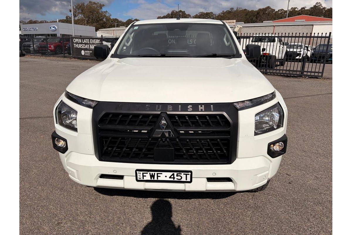 2025 Mitsubishi Triton GLX+ MV 4X4