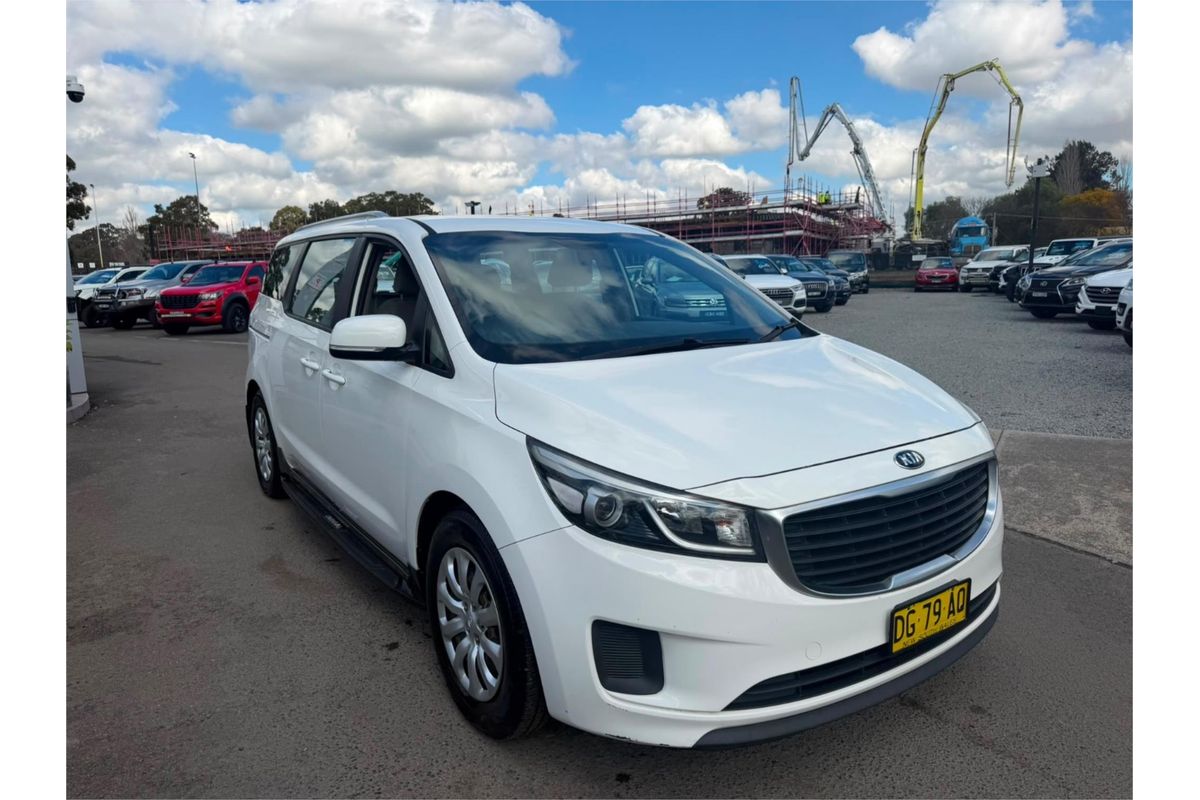 2015 Kia Carnival S YP