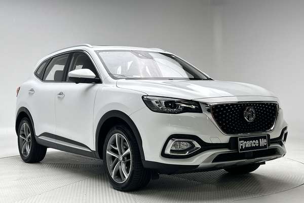 2022 MG HS Essence SAS23