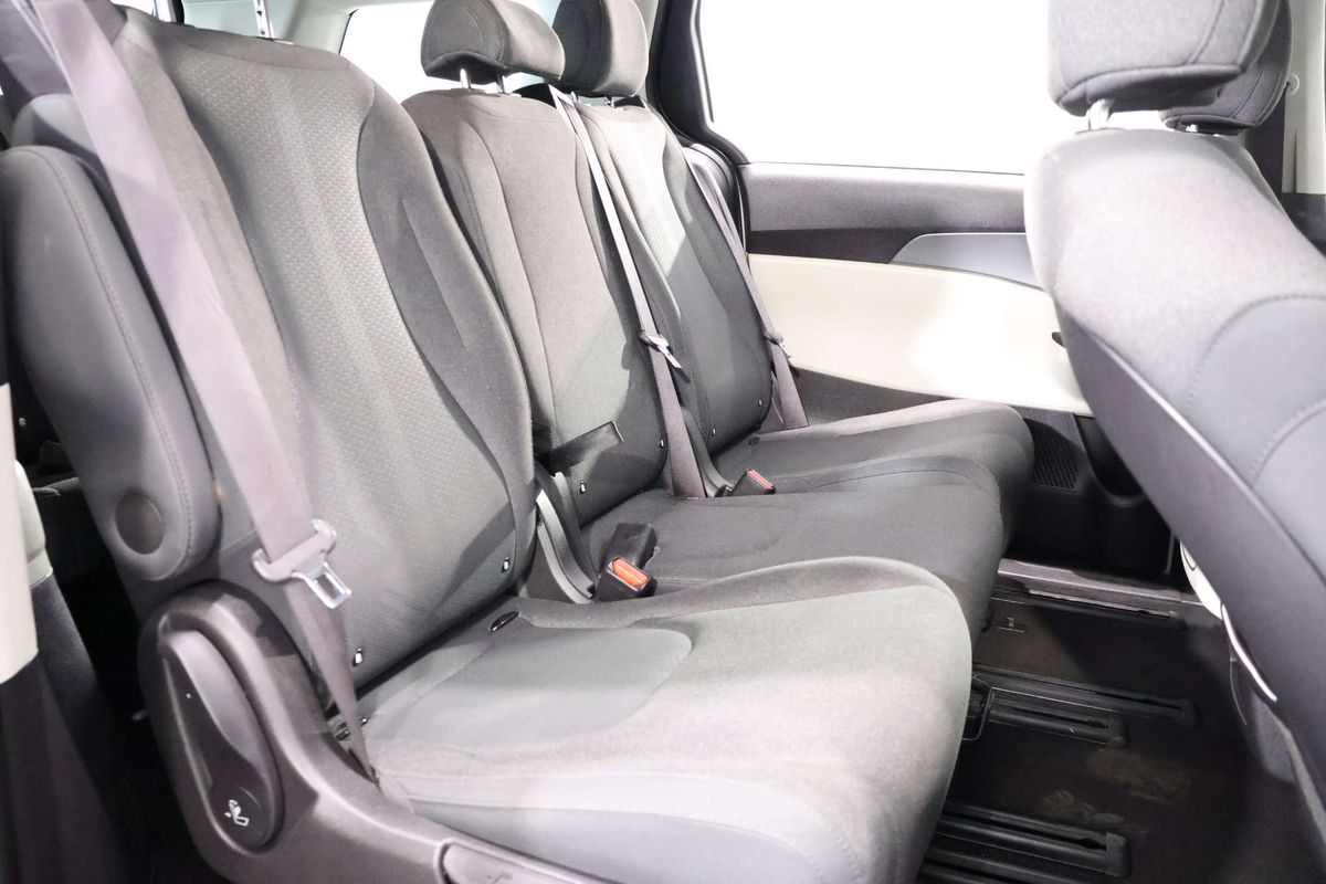 2021 Kia Carnival S KA4