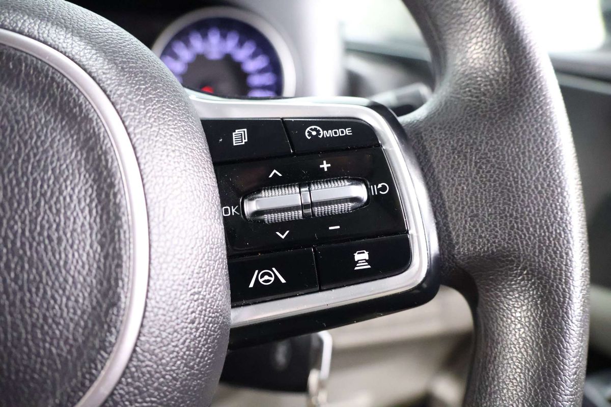 2021 Kia Carnival S KA4
