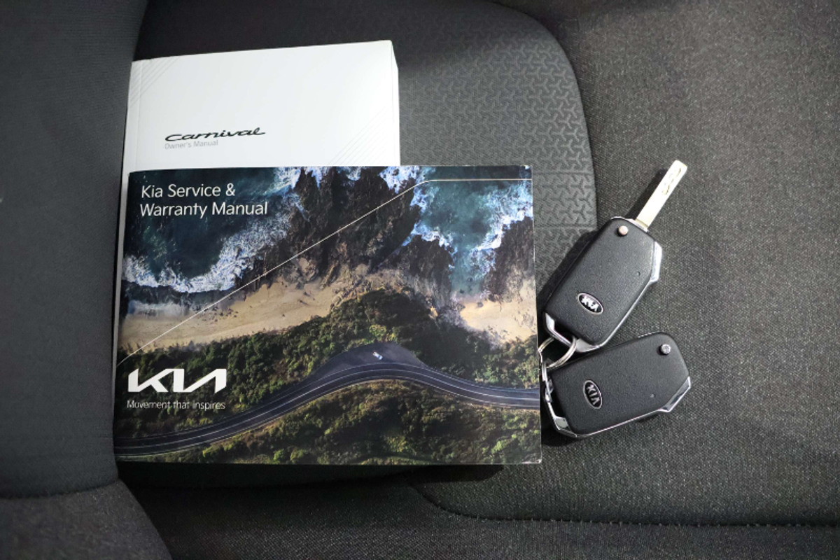 2021 Kia Carnival S KA4