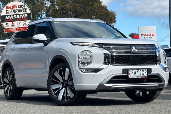 2025 Mitsubishi Outlander Exceed ZM