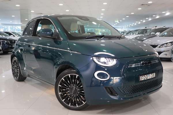 2023 Fiat 500e La Prima