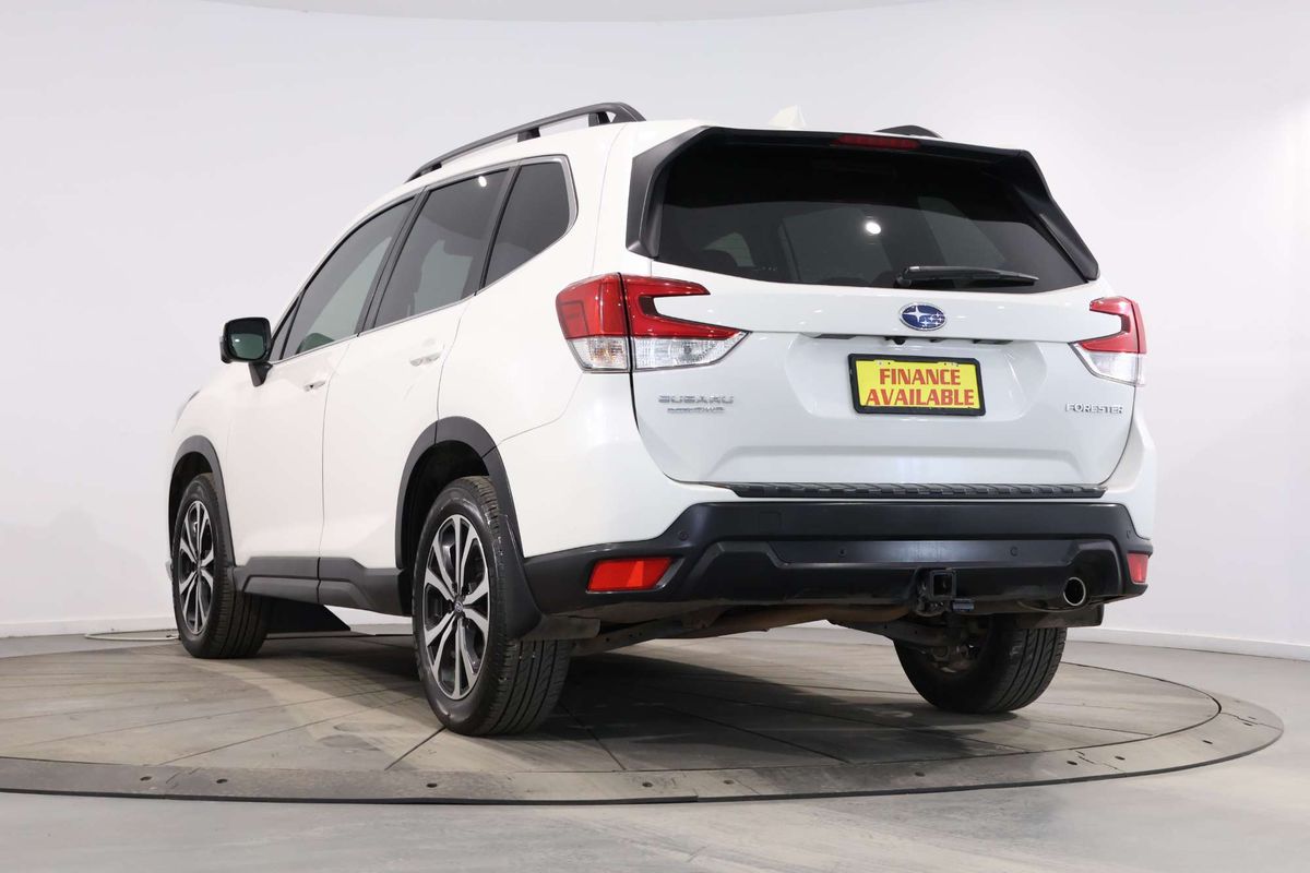 2021 Subaru Forester 2.5i Premium S5