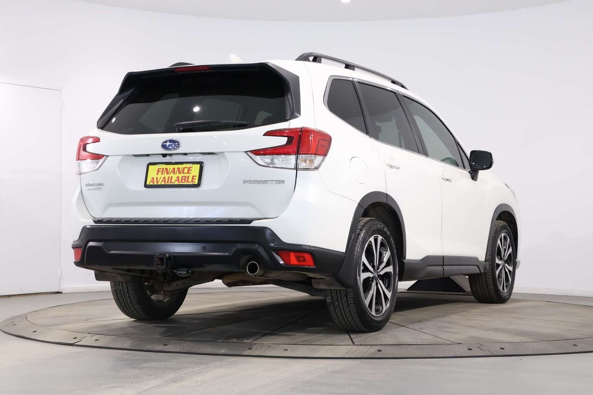 2021 Subaru Forester 2.5i Premium S5