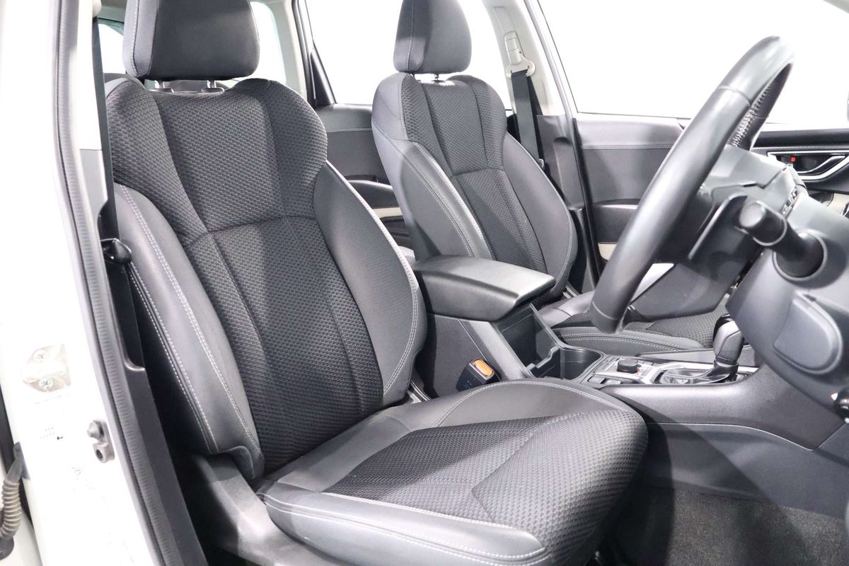 2021 Subaru Forester 2.5i Premium S5