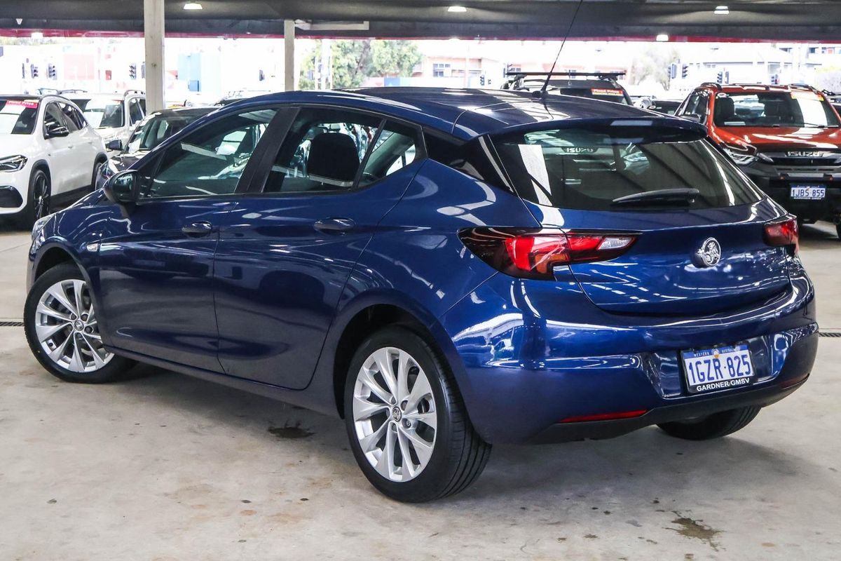2020 Holden Astra R BK