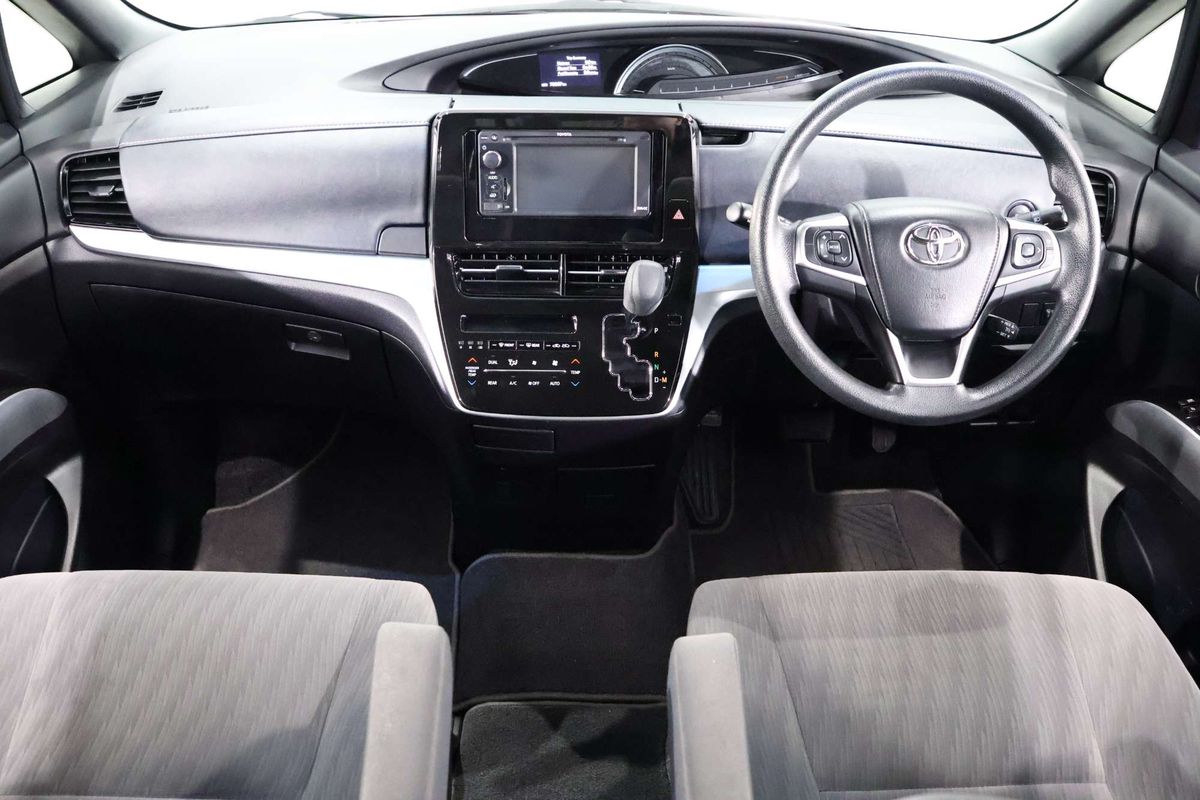 2017 Toyota Tarago GLi ACR50R
